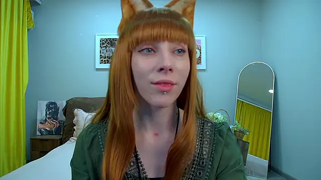 Snapshot of LeilaTaylors chatting on April 2026 06:41:01 PM LeilaTaylors online show from April 2026 06:41:01 PM