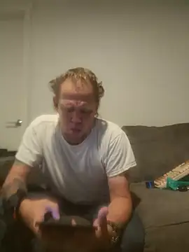 Snapshot of yourMasterisBored chatting on April 2026 02:27:02 AM yourMasterisBored online show from April 2026 02:27:02 AM