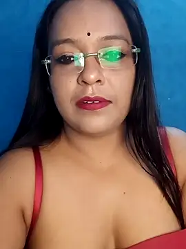Snapshot of hornyrosy321 chatting on April 2026 05:33:02 PM hornyrosy321 online show from April 2026 05:33:02 PM