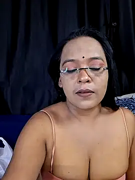 hornyrosy321 online show from July 2026 05:23:02 PM