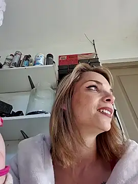 Snapshot of Madame-Monsieur-X chatting on June 2026 05:28:02 PM Madame-Monsieur-X online show from June 2026 05:28:02 PM