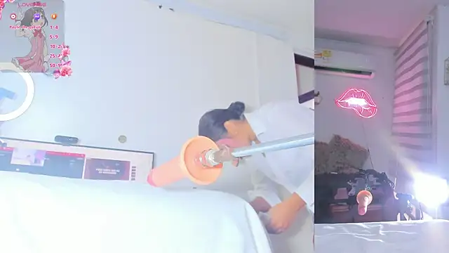 Snapshot of Bella_Donne_ chatting on April 2026 05:09:02 PM Bella Donne online show from April 2026 05:09:02 PM