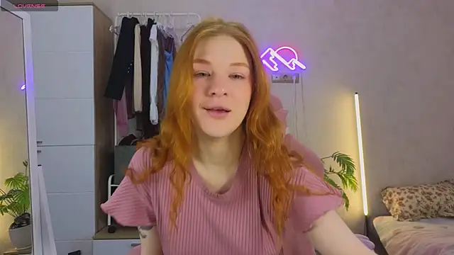 GoldenSunBunny online show from April 2026 08:28:02 AM