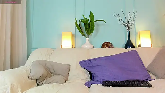 Snapshot of Cheys_Mast chatting on April 2026 06:31:02 PM Cheys Mast online show from April 2026 06:31:02 PM