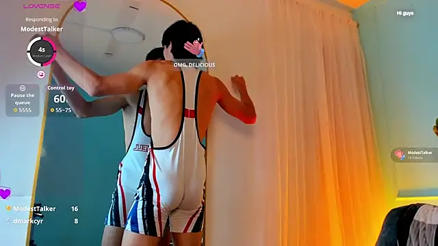 Snapshot of Cheys_Mast chatting on April 2026 07:58:02 PM Cheys Mast online show from April 2026 07:58:02 PM