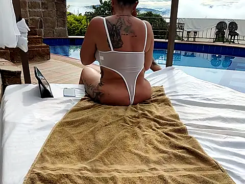 Snapshot of wildestatecouple chatting on April 2026 01:15:02 PM wildestatecouple online show from April 2026 01:15:02 PM