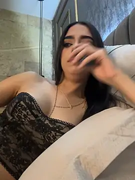 Snapshot of Maia_antonelli chatting on April 2026 12:30:02 AM Maia antonelli online show from April 2026 12:30:02 AM