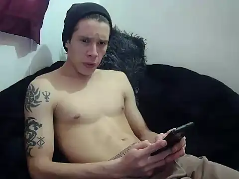 crixus11111 online show from April 2026 05:31:02 PM