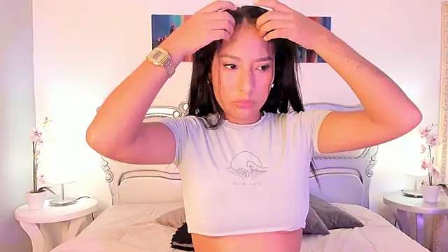 TaraFiore  online show from April 2026 07:19:02 PM