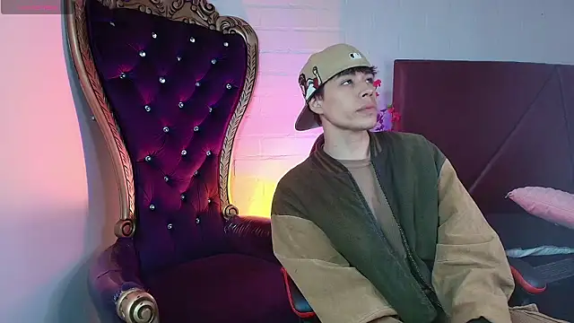 Andreew Style online show from March 2026 08:25:01 PM