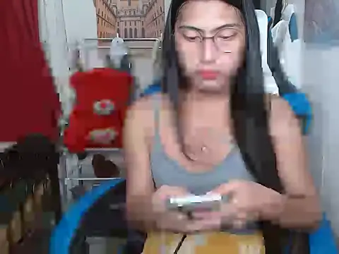 Snapshot of Steffiy chatting on April 2026 07:19:01 PM Steffiy online show from April 2026 07:19:01 PM