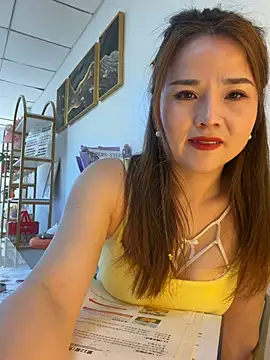 Snapshot of Xiaoxiao-y chatting on March 2026 06:38:02 AM Xiaoxiao-y online show from March 2026 06:38:02 AM