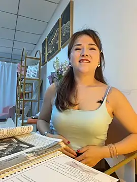 Snapshot of Xiaoxiao-y chatting on April 2026 10:27:01 AM Xiaoxiao-y online show from April 2026 10:27:01 AM