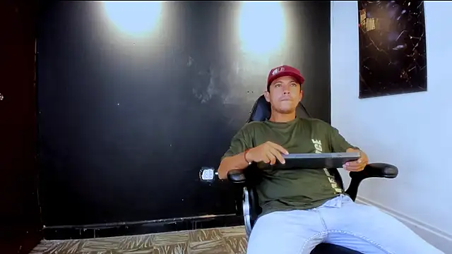 Dante212 Vibes online show from April 2026 04:06:02 AM