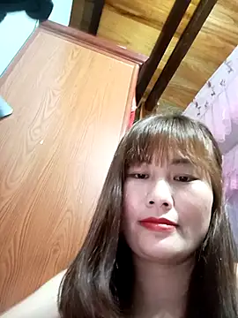 Snapshot of Lucxy-ki6 chatting on April 2026 01:41:01 PM Lucxy-ki6 online show from April 2026 01:41:01 PM