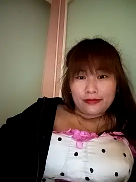 Snapshot of Lucxy-ki6 chatting on April 2026 01:47:02 AM Lucxy-ki6 online show from April 2026 01:47:02 AM