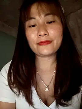 Snapshot of Lucxy-ki6 chatting on April 2026 02:47:02 PM Lucxy-ki6 online show from April 2026 02:47:02 PM