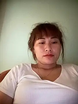 Snapshot of Lucxy-ki6 chatting on April 2026 03:17:01 AM Lucxy-ki6 online show from April 2026 03:17:01 AM