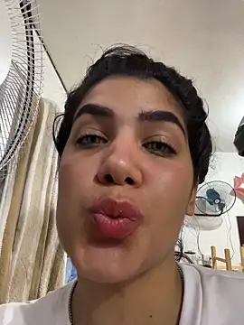 Hopeluna online show from March 2026 07:34:02 AM