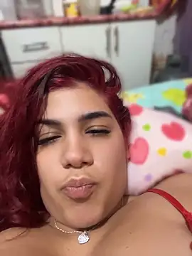 Snapshot of Hopeluna chatting on April 2026 07:33:01 AM Hopeluna online show from April 2026 07:33:01 AM