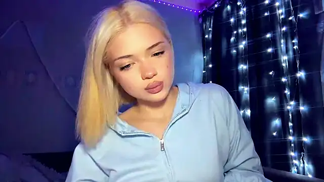 StacyChocopay online show from March 2026 10:37:01 PM