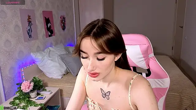 Snapshot of Lady_Sunrise12 chatting on April 2026 12:52:02 AM Lady Sunrise12 online show from April 2026 12:52:02 AM