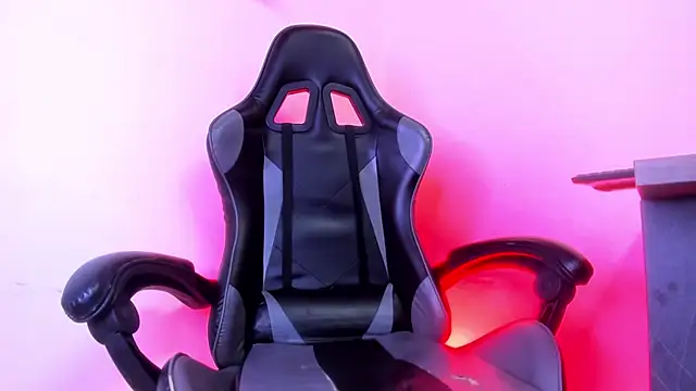 Bennet-Grayy online show from April 2026 07:45:01 AM