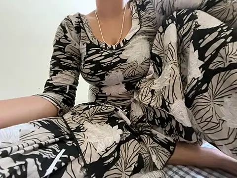 Snapshot of Noor_Sexy02 chatting on July 2026 12:09:01 PM Noor Sexy02 online show from July 2026 12:09:01 PM