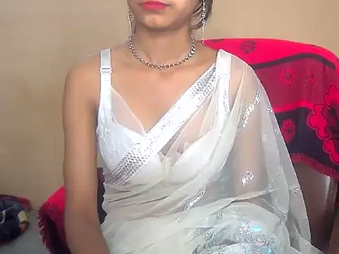 Snapshot of QueenOfDesire01 chatting on March 2026 05:18:02 PM QueenOfDesire01 online show from March 2026 05:18:02 PM