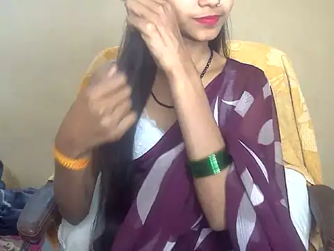 Snapshot of QueenOfDesire01 chatting on April 2026 05:10:02 PM QueenOfDesire01 online show from April 2026 05:10:02 PM