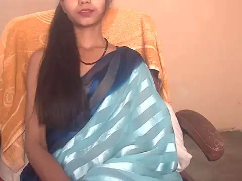 Snapshot of QueenOfDesire01 chatting on April 2026 05:36:01 PM QueenOfDesire01 online show from April 2026 05:36:01 PM