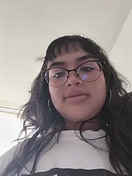 Mini Rouse online show from April 2026 07:58:02 PM