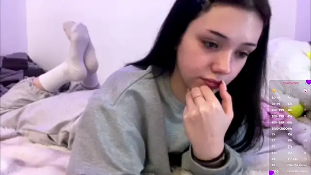 BeckyAurielle online show from April 2026 04:37:02 PM