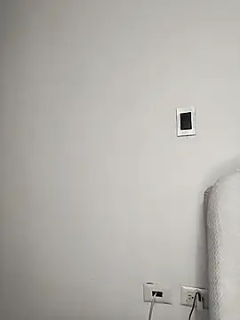 Mia skyy18 online show from April 2026 02:00:02 AM