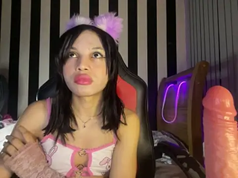 stellapapilon online show from April 2026 02:35:01 AM