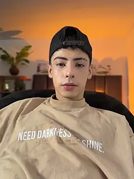 Snapshot of SebastianReed_ chatting on April 2026 04:10:02 AM SebastianReed online show from April 2026 04:10:02 AM