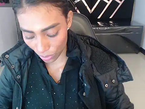 Snapshot of Saara_ch1 chatting on April 2026 12:58:02 PM Saara ch1 online show from April 2026 12:58:02 PM