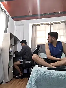 Erenk and Levy online show from April 2026 04:18:01 PM