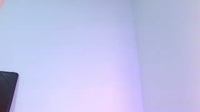 Snapshot of MelissaBX chatting on April 2026 08:17:01 PM MelissaBX online show from April 2026 08:17:01 PM