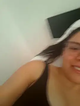 Snapshot of Aila_Phone chatting on March 2026 06:11:02 PM Aila Phone online show from March 2026 06:11:02 PM