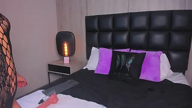 lexy cartier online show from March 2026 01:34:01 PM