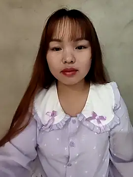 Mina xYx online show from May 2026 02:11:01 PM