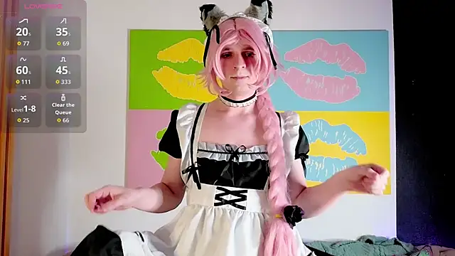 Snapshot of FoxIsPuff chatting on April 2026 09:08:02 PM FoxIsPuff online show from April 2026 09:08:02 PM