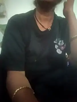 Snapshot of Mona_ji32 chatting on March 2026 01:01:01 AM Mona ji32 online show from March 2026 01:01:01 AM