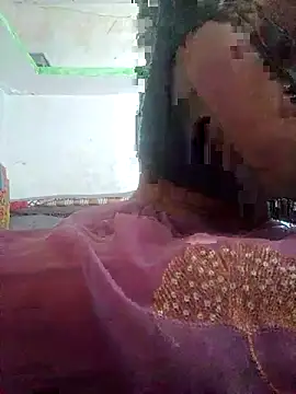 Snapshot of Mona_ji32 chatting on April 2026 05:38:01 AM Mona ji32 online show from April 2026 05:38:01 AM