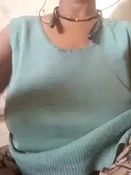 Snapshot of Mona_ji32 chatting on April 2026 03:00:01 AM Mona ji32 online show from April 2026 03:00:01 AM