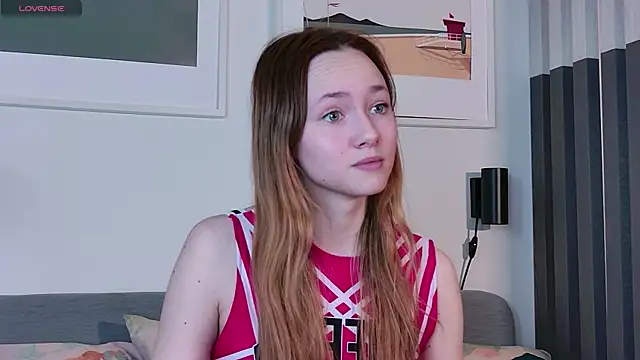 Snapshot of Bethany_sparkle chatting on April 2026 07:37:02 AM Bethany sparkle online show from April 2026 07:37:02 AM