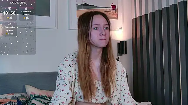 Snapshot of Bethany_sparkle chatting on April 2026 06:13:01 AM Bethany sparkle online show from April 2026 06:13:01 AM