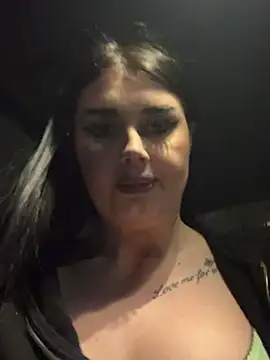 ItsKendra online show from April 2026 06:01:01 PM