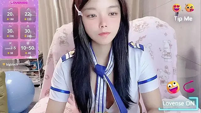 Snapshot of Puting_q chatting on April 2026 05:45:02 AM Puting q online show from April 2026 05:45:02 AM